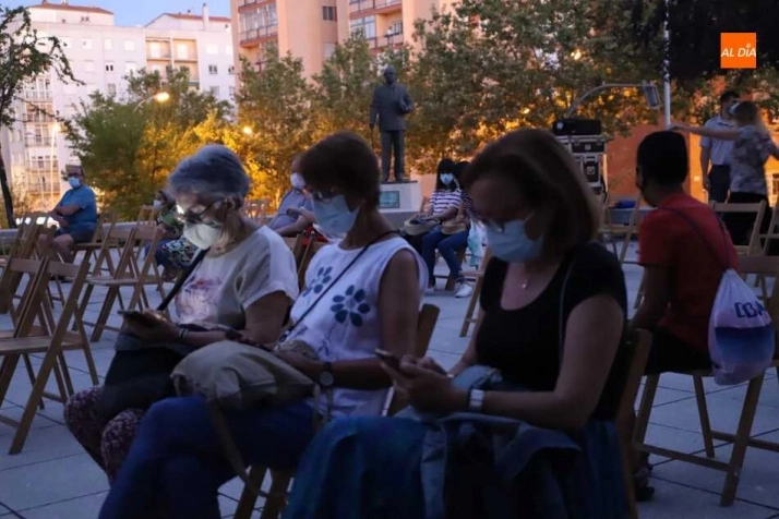 Foto 7 - Noche de cine con la proyecci&oacute;n de &lsquo;La bicicleta verde&rsquo;  