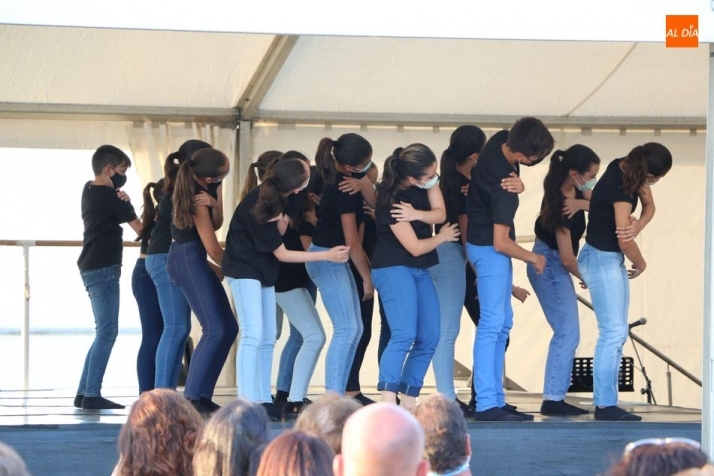 Saucelle acoge el primer campamento de danza rural  