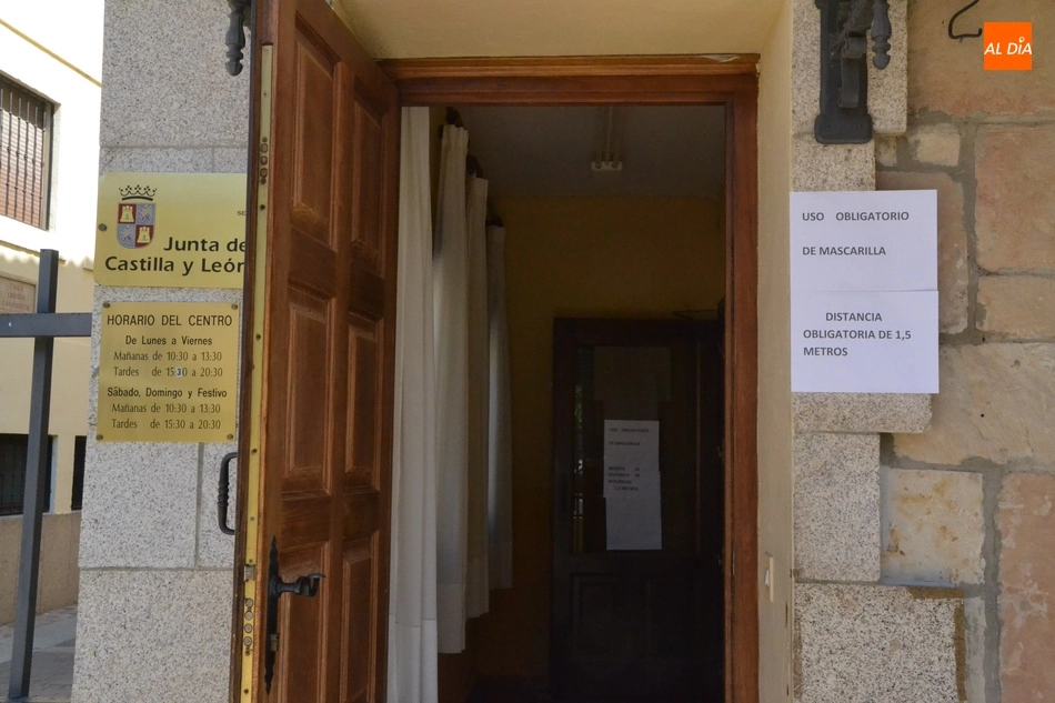 Foto 5 - El Centro de Mayores reabre sus puertas 16 meses despu&eacute;s estrenando directora  