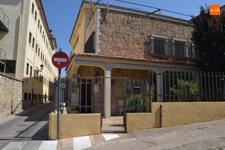 Foto 6 - El Centro de Mayores reabre sus puertas 16 meses despu&eacute;s estrenando directora  