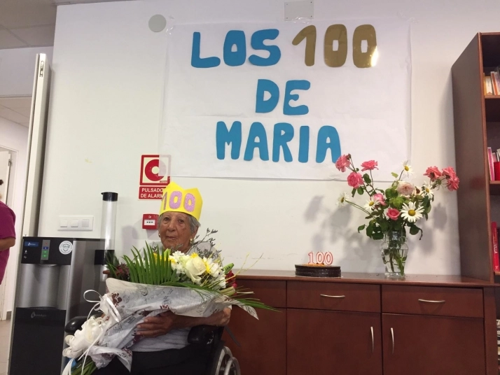 Foto 11 - Mar&iacute;a S&aacute;nchez Mart&iacute;n celebra su centenario en Aldead&aacute;vila de la Ribera  