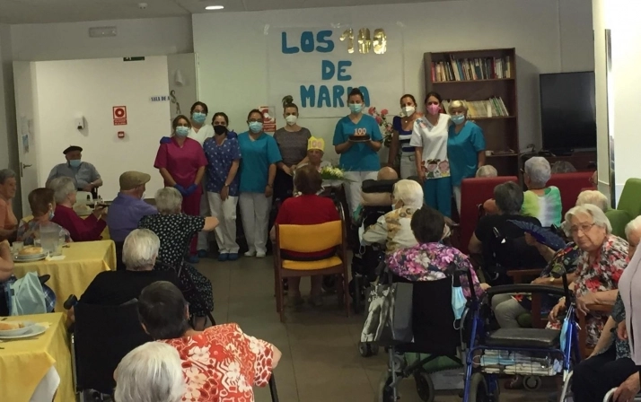 Foto 9 - Mar&iacute;a S&aacute;nchez Mart&iacute;n celebra su centenario en Aldead&aacute;vila de la Ribera  