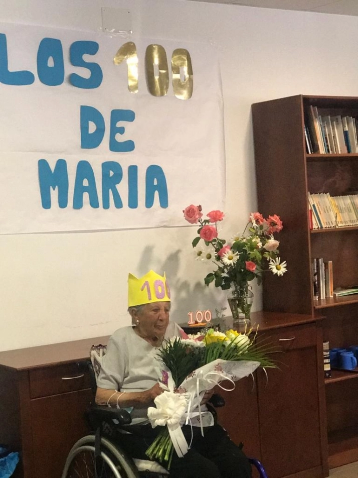 Foto 6 - Mar&iacute;a S&aacute;nchez Mart&iacute;n celebra su centenario en Aldead&aacute;vila de la Ribera  