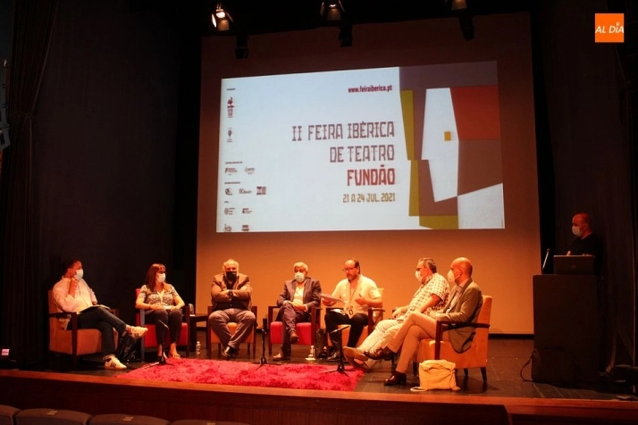 Foto 2 - Espa&ntilde;oles y portugueses analizan en Fund&atilde;o las variables para crear un mercado com&uacute;n de las...