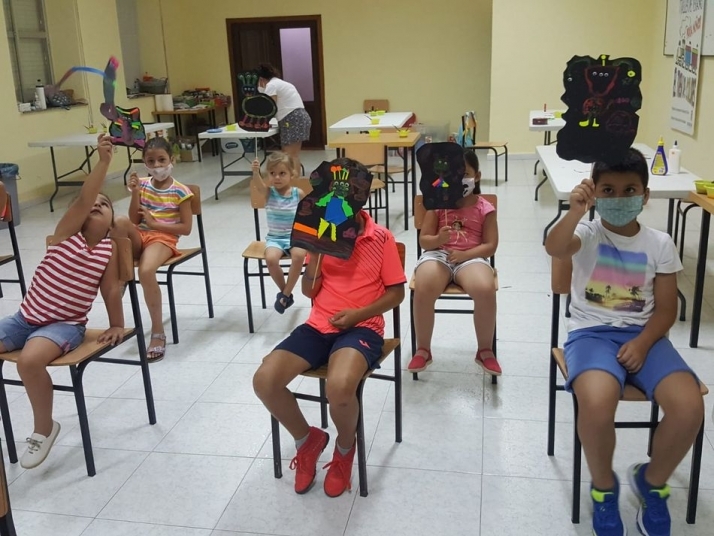 Un tren de colores para los más pequeños de Saelices El Chico  