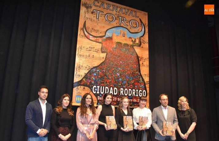 Cinco editoriales muestran su interés en imprimir el Libro del Carnaval 2021  