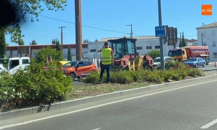 Complicaciones para el tráfico en la entrada a Salamanca por la carretera de Madrid