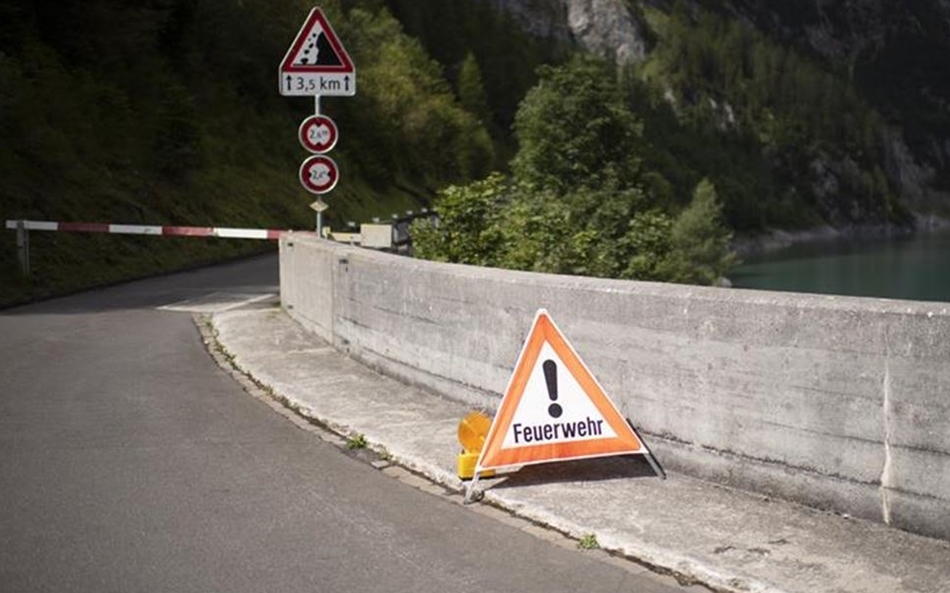 Tres españoles muertos y uno desaparecido cuando hacían barranquismo en Suiza 