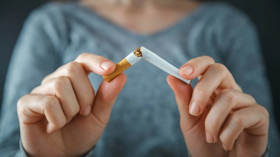 Los neumólogos aplauden que se prohíba fumar para prevenir la diseminación del Covid-19  