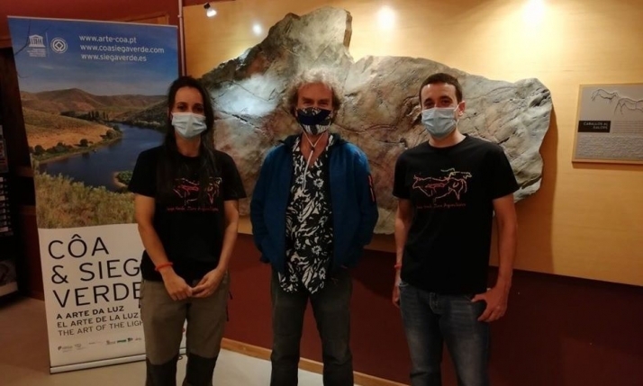 Fernando Simón visita el Yacimiento de Siega Verde  