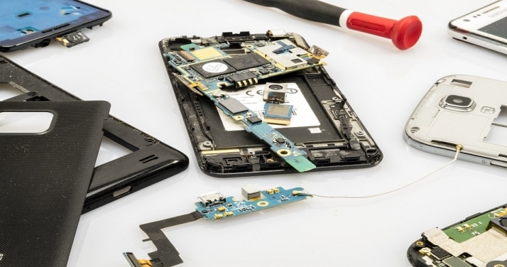 Reparar smartphones, la tendencia  europea llega a España