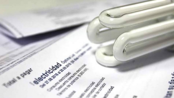 El precio de la electricidad ha subido un 4,5% en agosto, según la OCU