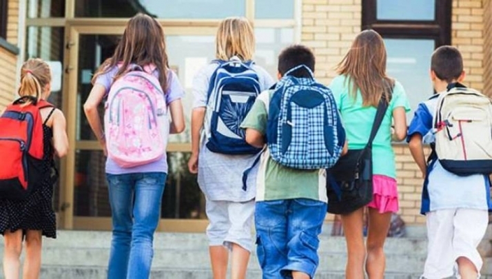 El PSOE propone consensuar con la comunidad educativa más medidas para garantizar la seguridad en...