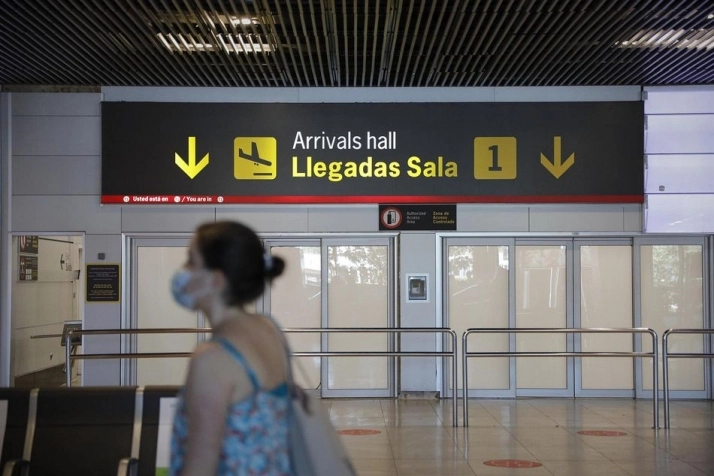 La llegada de turistas internacionales se desploma un 75% pese a la apertura de fronteras