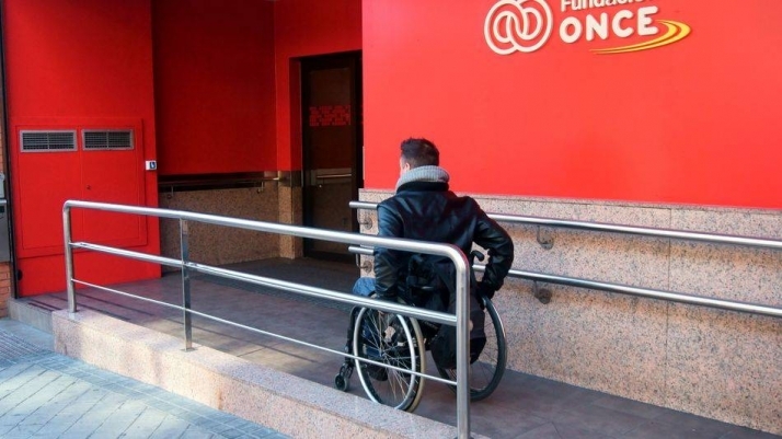 Un total de 71 jóvenes con discapacidad de la región mejoró su formación con becas de...