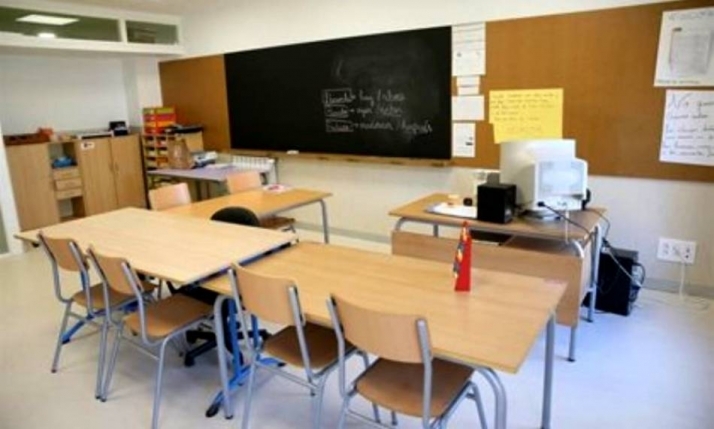 Simón descarta un cierre generalizado de colegios si hay brotes: Hay que valorar colegio a...