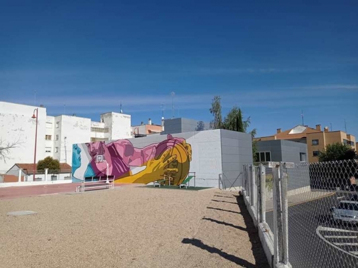 Caín Ferreras despliega su creatividad en el Área Joven de Santa Marta