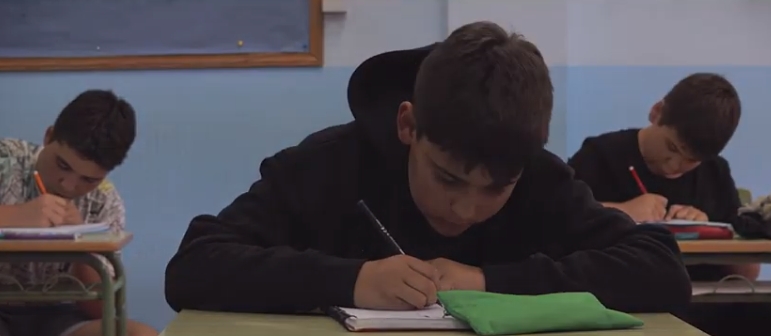 DavKuso & Lmen calientan motores con el trailer de ‘Chicos Raros’  