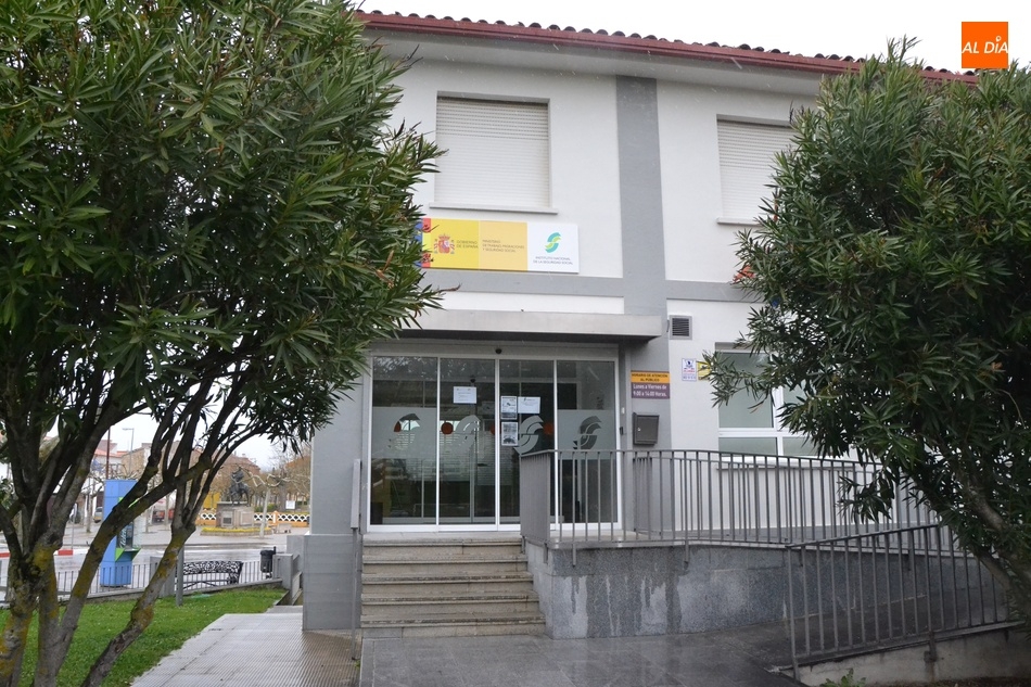 Las oficinas de Hacienda y la Seguridad Social ven también alterado su ritmo  