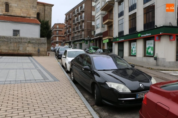 Foto 7 - El Ayuntamiento de Vitigudino hace la compra a los vecinos m&aacute;s vulnerables  