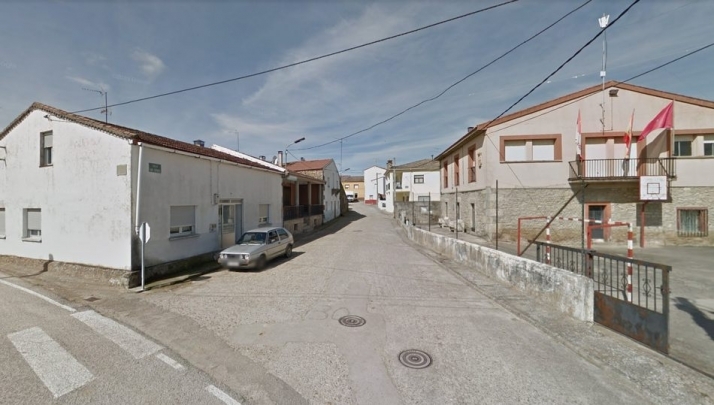 El alcalde ha establecido el confinamiento de todos los vecinos en sus casas para evitar nuevos contagios / GOOGLE MAPS