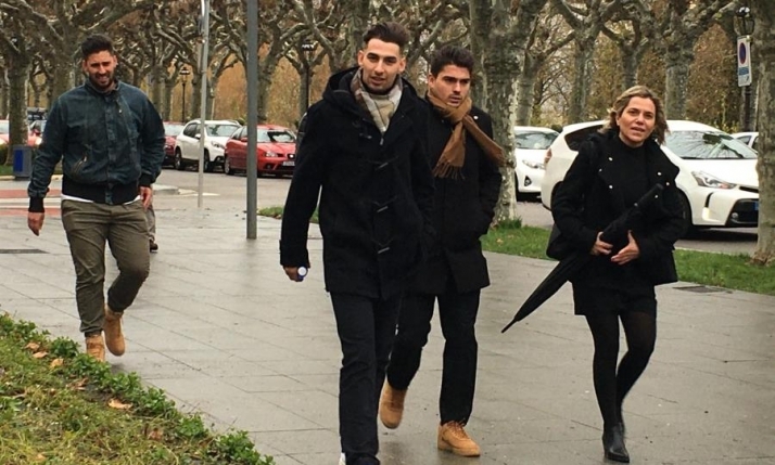 Llegada de los exjugadores de la Arandina CF a la Audiencia de Burgos. Foto archivo EP