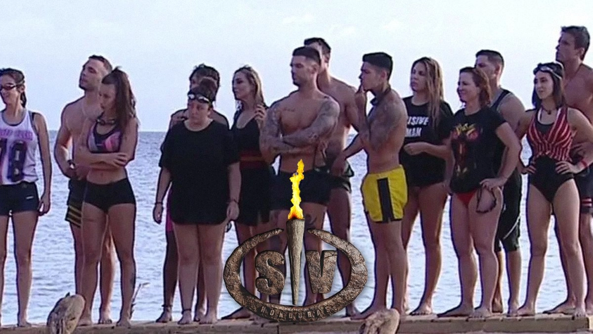 Los concursantes, en la playa