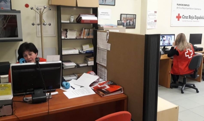 Cruz Roja habilita un teléfono para prestar apoyo emocional durante la cuarentena  