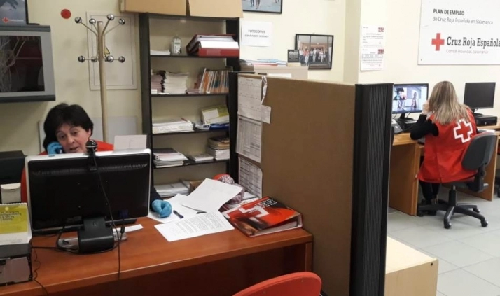Cruz Roja habilita un teléfono para prestar apoyo emocional durante la cuarentena  