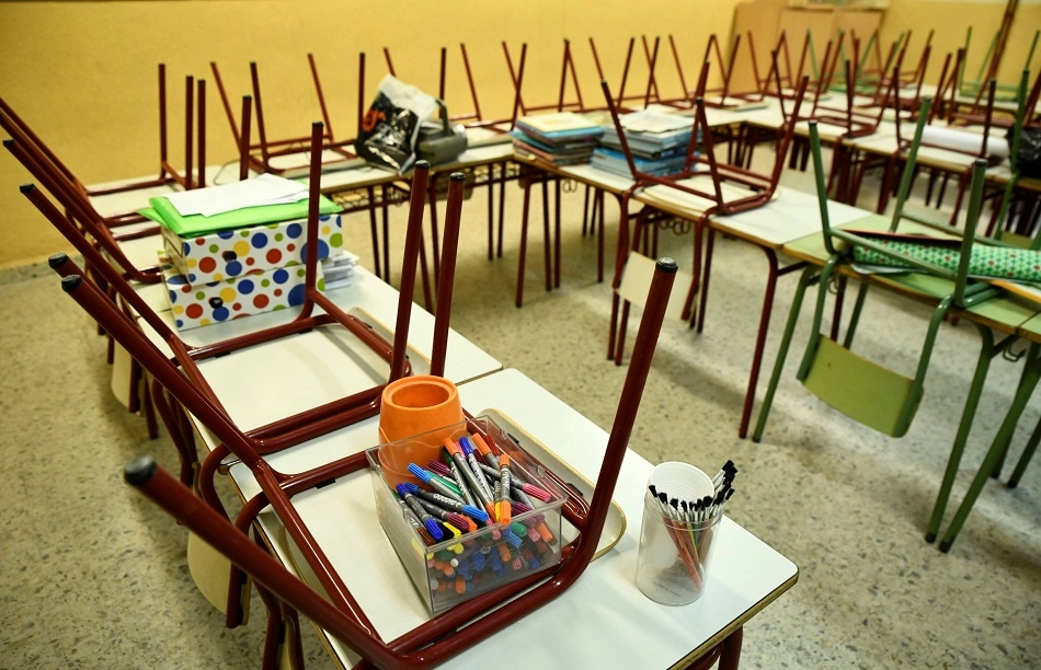 Educación señala que la plataforma Séneca triplica su demanda y funciona razonablemente bien | EP