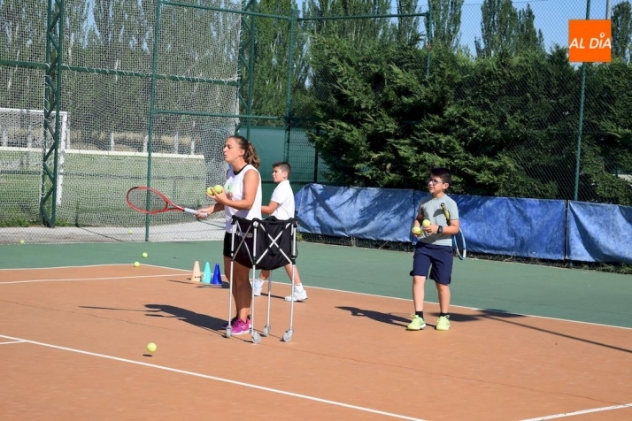 Foto 10 - Sin descanso para el tenis con el Campus de Verano del Club Tenis Alba de Tormes