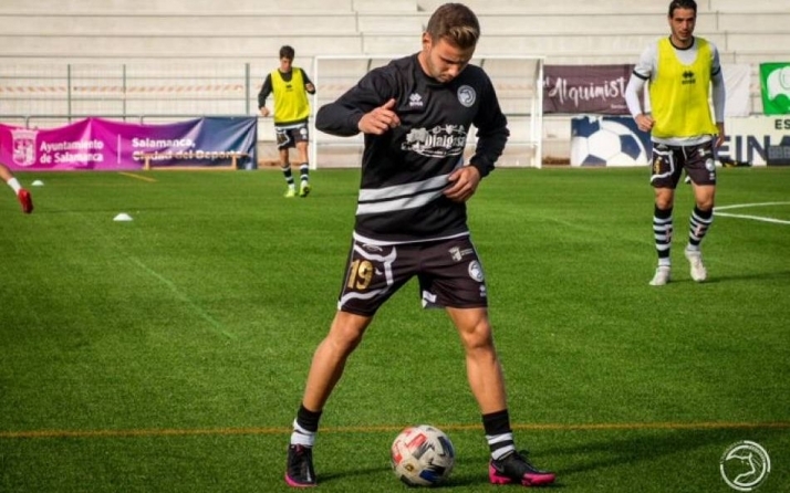 Pepe Carmona en un entrenamiento de Unionistas. Foto USCF