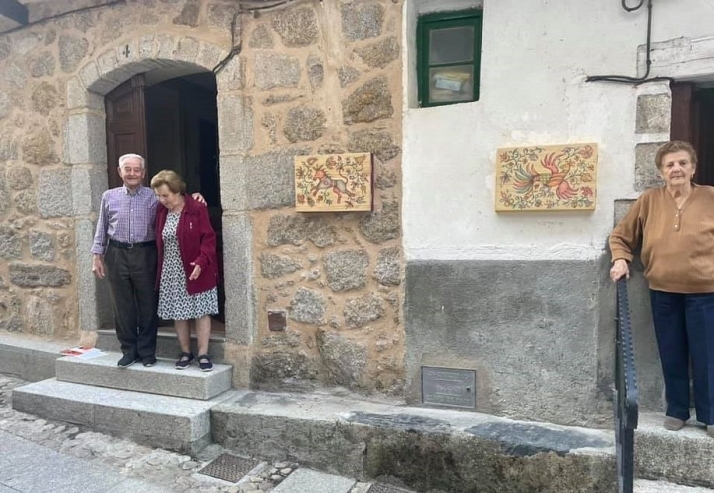 Algunos de los participantes en la ruta de contadores bordados | Ayto. San Esteban