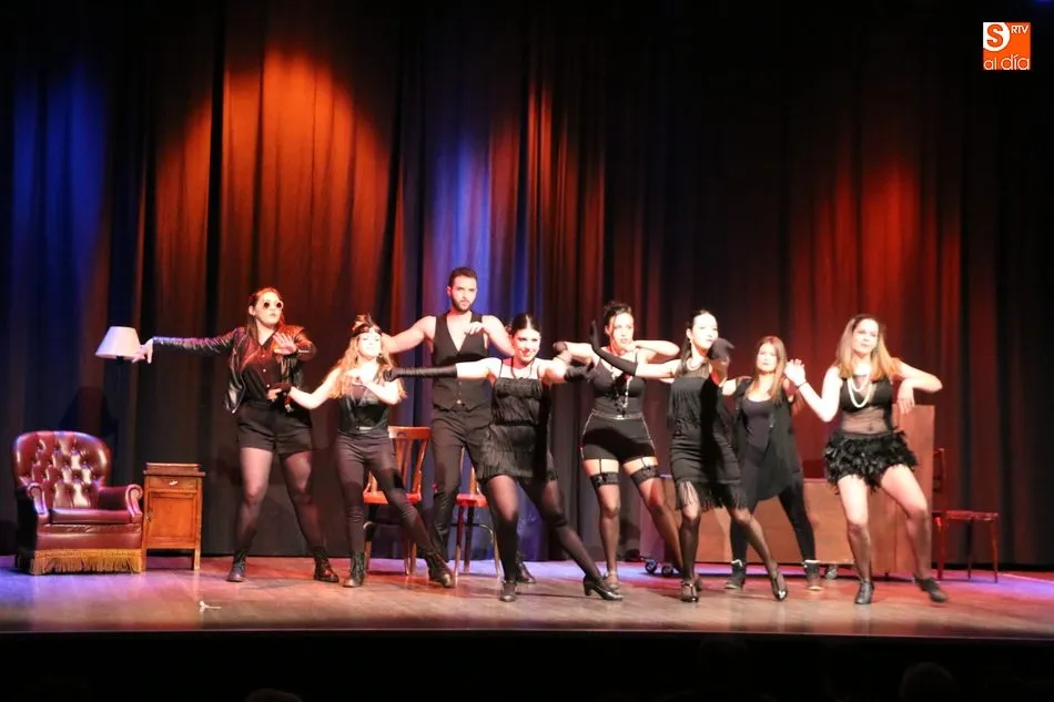 Demikó puso la nota juvenil, alegre y divertida al certamen con Miedo me da / CORRAL