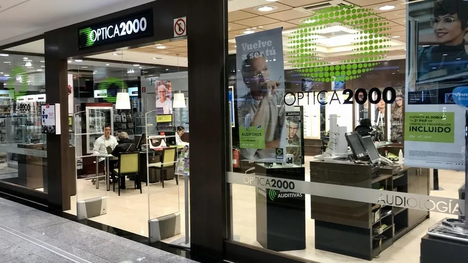 Los optometristas de OPTICA2000 estarán asesorando a los clientes sobre cómo cuidar su visión