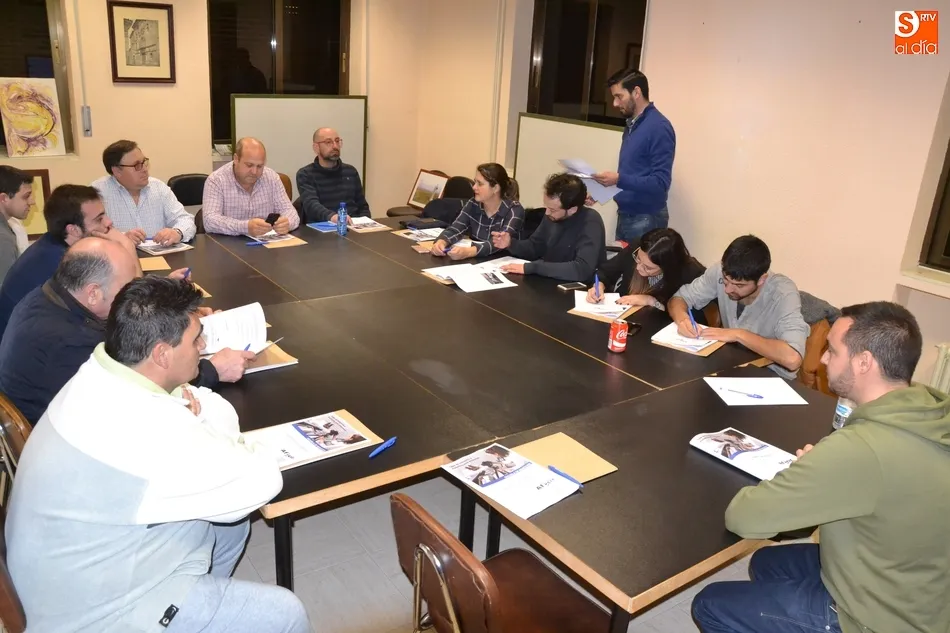 En marcha el primer turno del taller de fotografía para empresas  