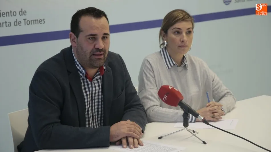 El alcalde, David Mingo, y la concejala de Fomento, Marta Labrador. Foto: Alejandro López