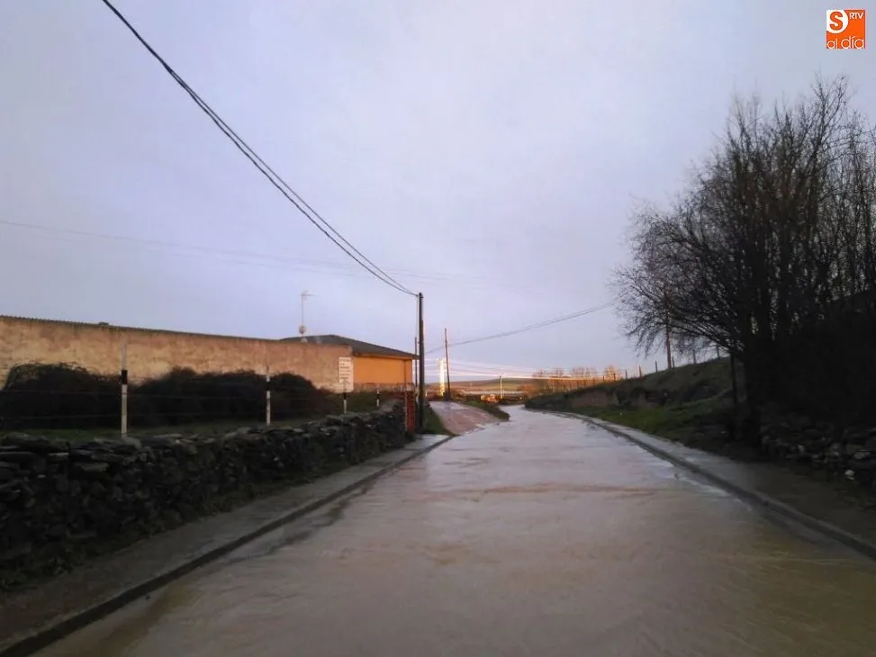 Foto 6 - Ligera crecida del Tormes a su paso por Alba de Tormes