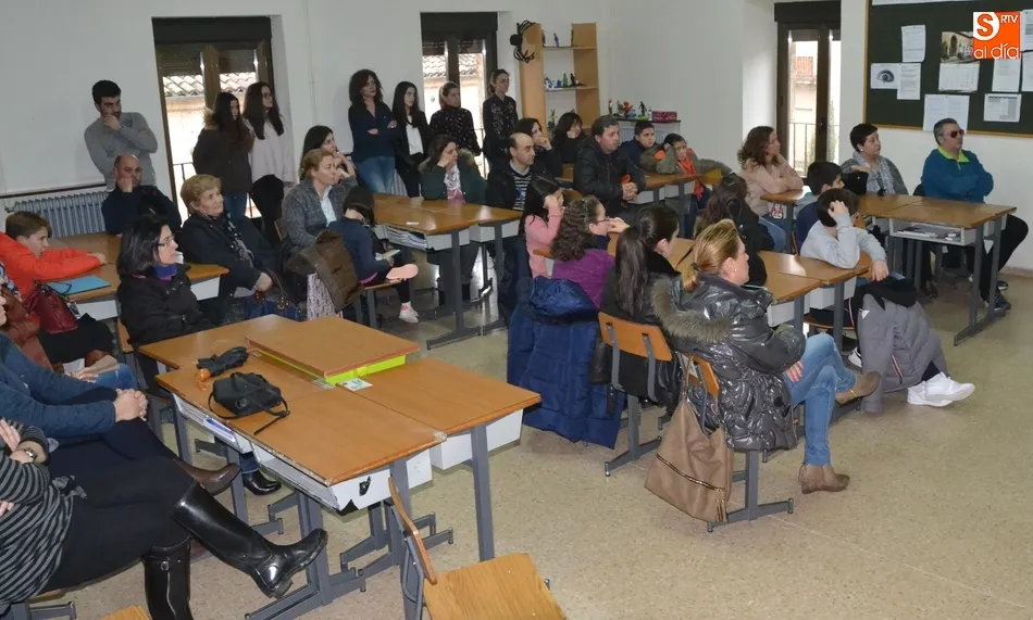 Misioneras-Santa Teresa abre sus puertas a los progenitores de futuros alumnos de Secundaria  