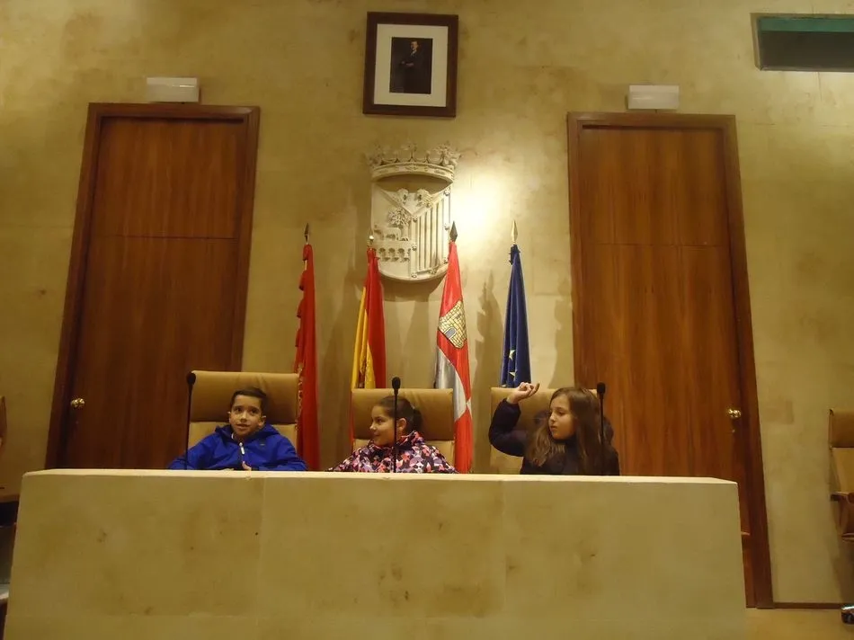 Foto 11 - Los alumnos de 4&ordm; de Primaria de Padres Trinitarios visitan el Ayuntamiento
