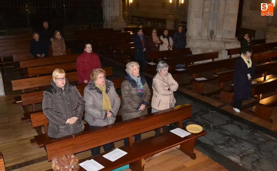 Arranca la novena en honor a la Virgen de los Dolores con una bajísima asistencia de fieles  