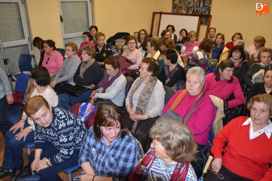 Amanecer continúa festejando con teatro su 25º aniversario  