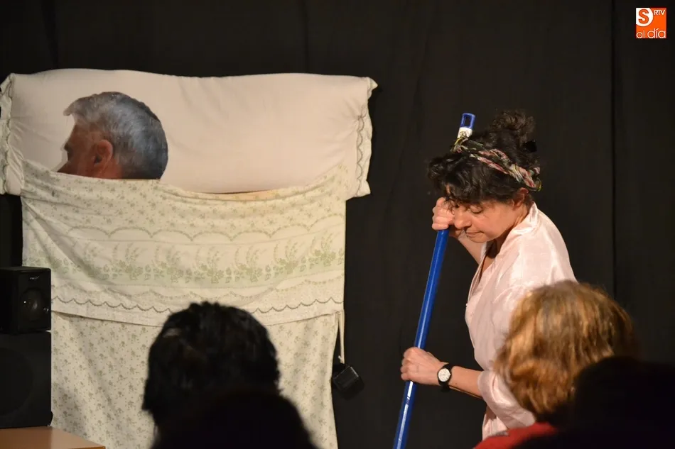 Foto 4 - Amanecer contin&uacute;a festejando con teatro su 25&ordm; aniversario  