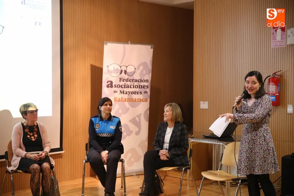 Foto 9 - Foro sobre las mujeres y el envejecimiento activo en el Centro Tierra Charra