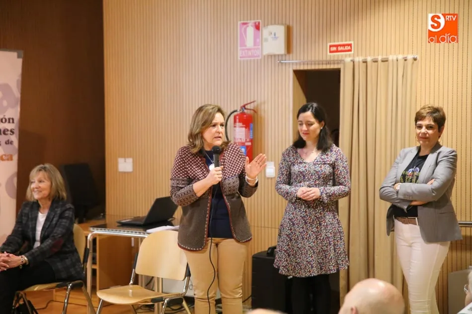 Foto 6 - Foro sobre las mujeres y el envejecimiento activo en el Centro Tierra Charra