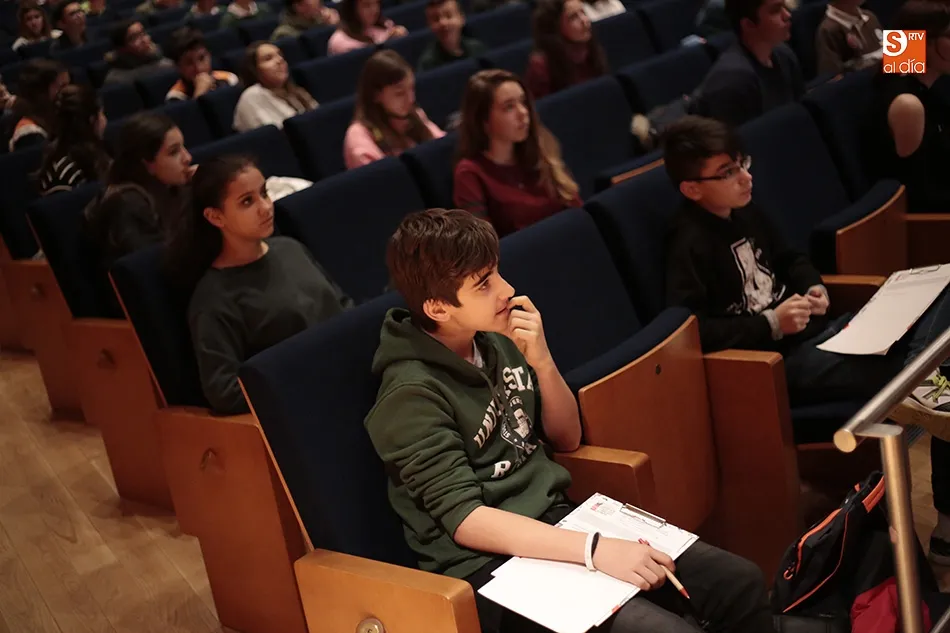 Foto 7 - M&aacute;s de 400 escolares salmantinos muestran sus dotes literarias en el Concurso Coca-Cola