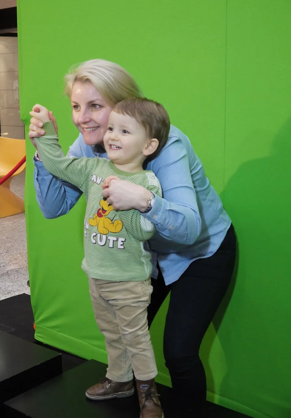 Foto 6 - Un fotomat&oacute;n Smileyou abre en El Tormes la celebraci&oacute;n del D&iacute;a del Padre