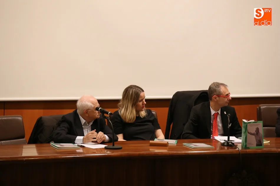 Foto 6 - El compromiso de Enrique Clemente, en un libro en su memoria