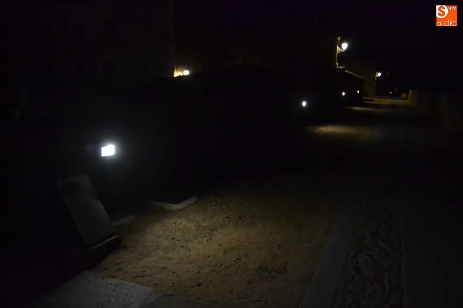Foto 8 - Ya est&aacute; operativa la nueva iluminaci&oacute;n de La Bater&iacute;a de la Muralla y sus accesos  