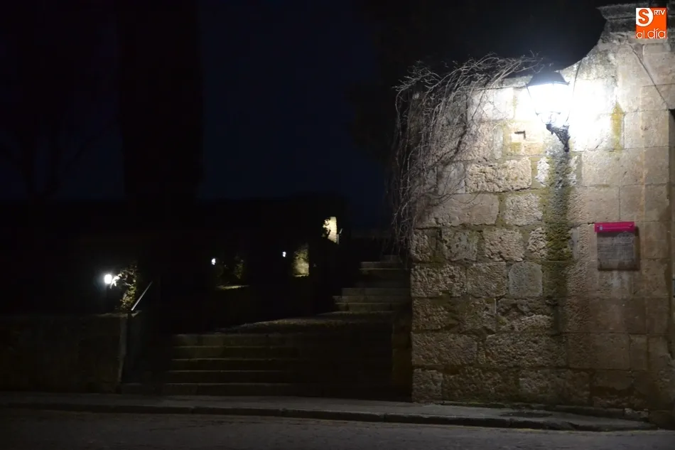 Foto 10 - Ya est&aacute; operativa la nueva iluminaci&oacute;n de La Bater&iacute;a de la Muralla y sus accesos  